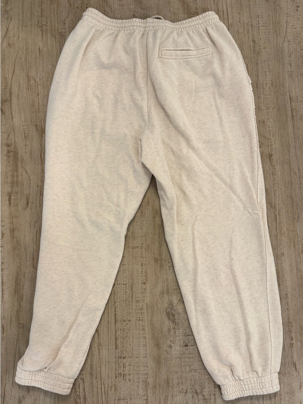 Aerie Sweatpants- LOVE - Picture 3 of 4